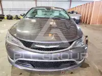 2015 Chrysler 200 фото