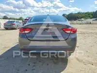 2015 Chrysler 200 photo