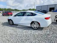 2015 Chrysler 200 фото
