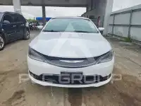 2015 Chrysler 200 фото