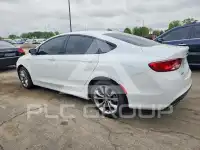 2015 Chrysler 200 фото