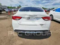 2015 Chrysler 200 photo