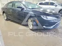 2015 Chrysler 200 photo