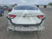 2015 Chrysler 200 фото