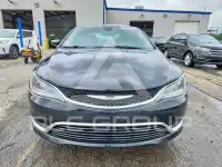 2015 Chrysler 200 photo
