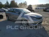 2015 Chrysler 200 фото