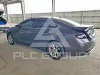 2015 Chrysler 200 photo
