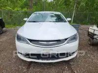 2015 Chrysler 200 photo