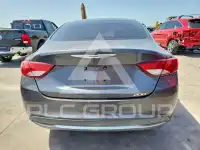2015 Chrysler 200 фото