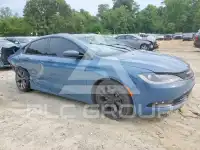 2015 Chrysler 200 photo