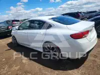 2015 Chrysler 200 фото