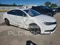 2015 Chrysler 200 фото