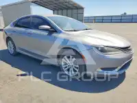 2015 Chrysler 200 photo