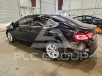 2015 Chrysler 200 фото
