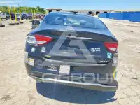 2015 Chrysler 200 photo