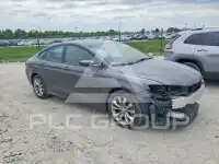 2015 Chrysler 200 фото