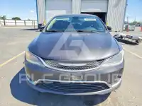 2015 Chrysler 200 photo