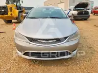 2015 Chrysler 200 фото