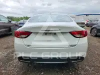 2015 Chrysler 200 photo