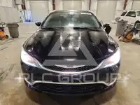 2015 Chrysler 200 фото