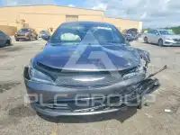 2015 Chrysler 200 фото