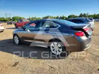 2015 Chrysler 200 фото