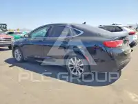 2015 Chrysler 200 photo