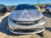 2015 Chrysler 200 фото
