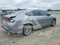 2015 Chrysler 200 фото