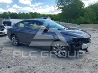 2015 Chrysler 200 фото