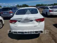 2015 Chrysler 200 photo