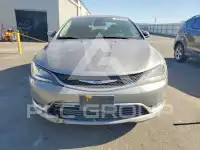 2015 Chrysler 200 фото