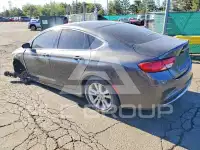 2015 Chrysler 200 photo