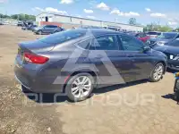 2015 Chrysler 200 фото