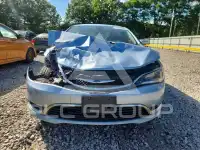 2015 Chrysler 200 photo