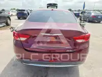2015 Chrysler 200 фото