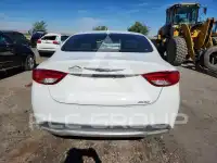 2015 Chrysler 200 фото