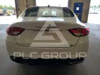 2015 Chrysler 200 photo