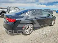 2015 Chrysler 200 photo