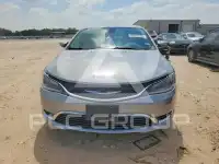 2015 Chrysler 200 фото