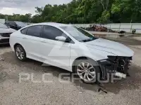 2015 Chrysler 200 фото