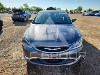 2015 Chrysler 200 фото