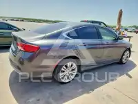 2015 Chrysler 200 фото
