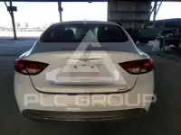 2015 Chrysler 200 фото