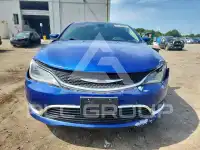 2015 Chrysler 200 фото