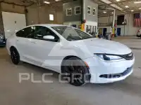 2015 Chrysler 200 photo