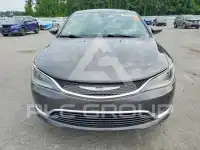 2015 Chrysler 200 photo
