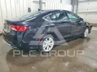 2015 Chrysler 200 photo