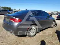 2015 Chrysler 200 фото