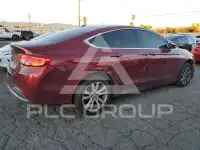 2015 Chrysler 200 фото